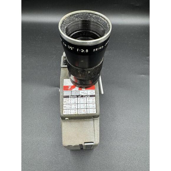 YASHICA 8 EC 8mm Vintage Movie Camera ZOOM Lens - Untested but shutters w winded - Picture 8 of 9